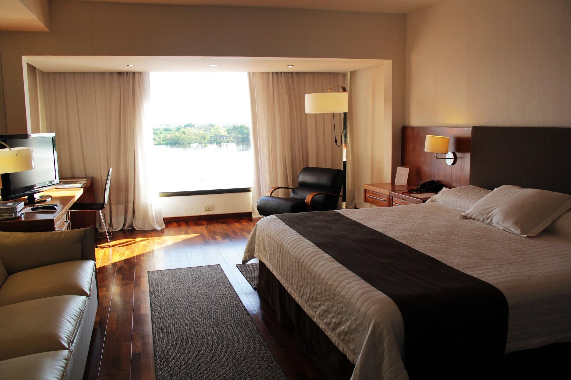 Yacht & Golf Club Paraguayo, A Tribute Portfolio Resort Lambare ภายนอก รูปภาพ