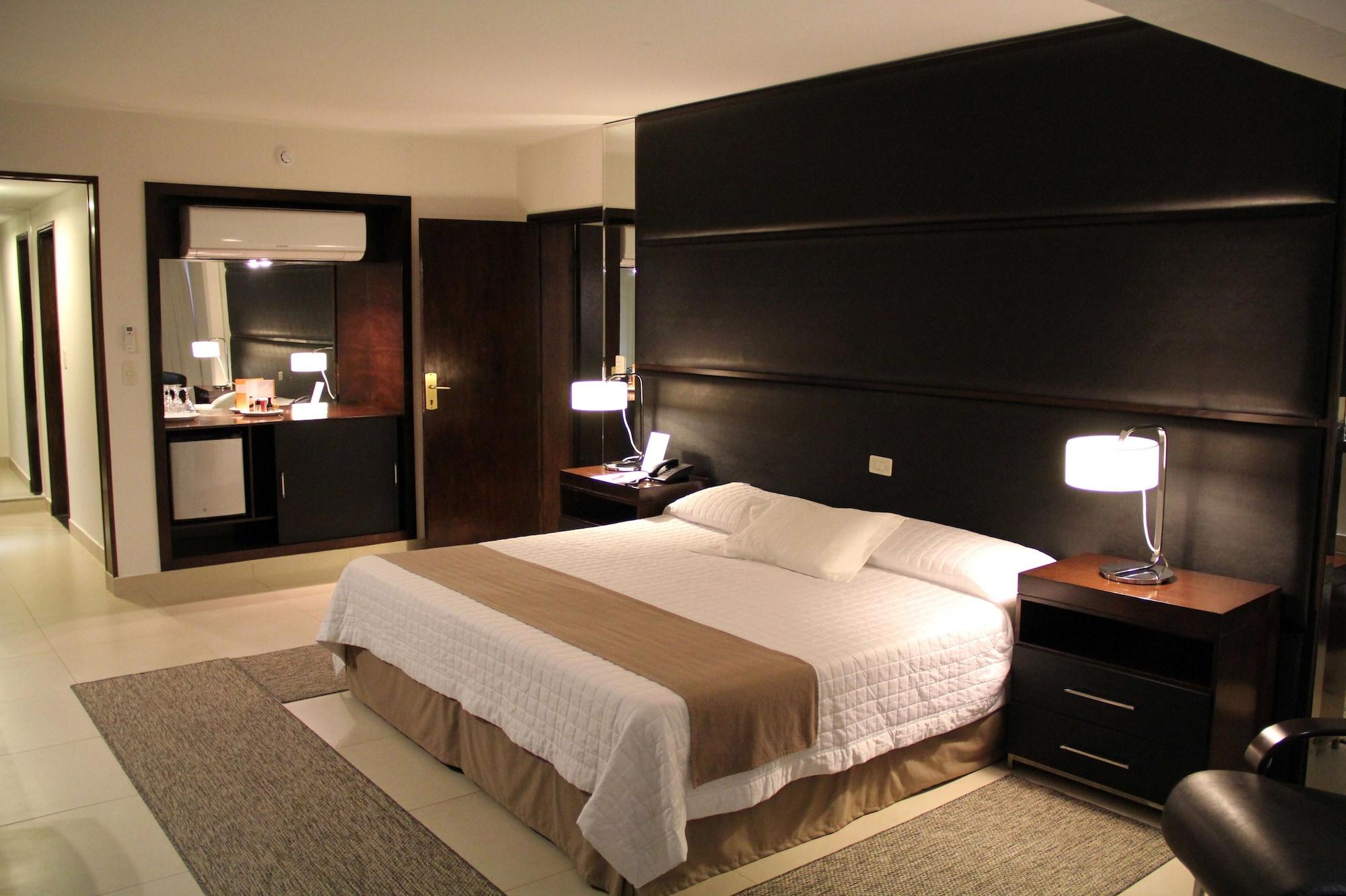 Yacht & Golf Club Paraguayo, A Tribute Portfolio Resort Lambare ภายนอก รูปภาพ