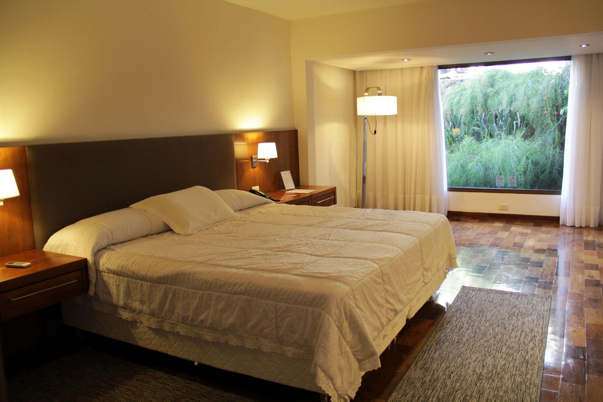 Yacht & Golf Club Paraguayo, A Tribute Portfolio Resort Lambare ภายนอก รูปภาพ