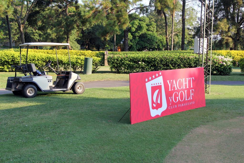 Resort Yacht Y Golf Club Paraguayo อะซุนซิออง ภายนอก รูปภาพ