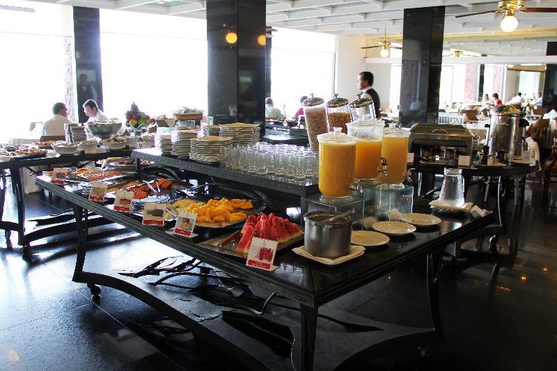 Yacht & Golf Club Paraguayo, A Tribute Portfolio Resort Lambare ภายนอก รูปภาพ